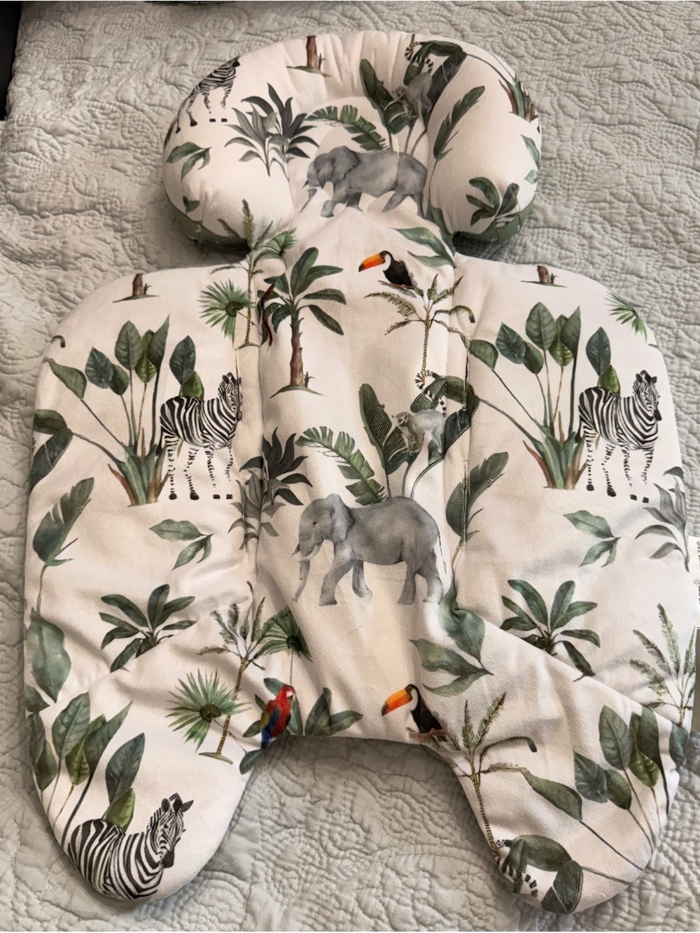 Baby car seat Insert with Safari Animal Print - Green & White
